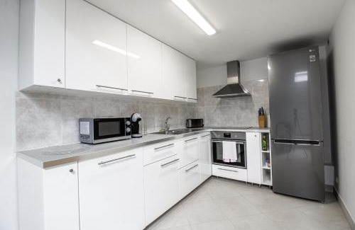 Livange Apartment | Sweet-mane