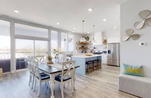Watertown Condo | Sweet Martini on Lake Kampeska