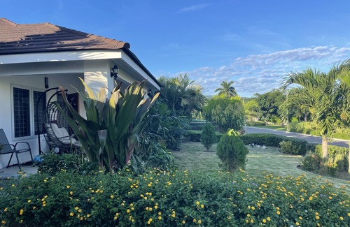 Mammee Bay Villa | Sweet Oasis - gated with 24/hr security/swimming pool/free access to beach