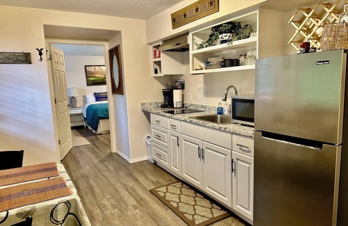 Haines Apartment | Sweet one bedroom at the bakery