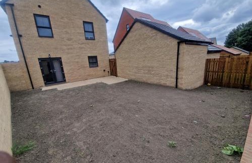 Seacroft Apartment | Sweet Peace Home