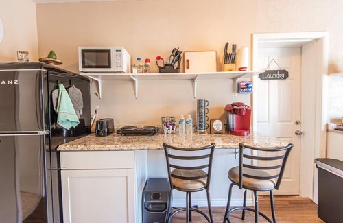 Ogden House | Sweet Retreat 1BR Apt Perfect For Ski Trips