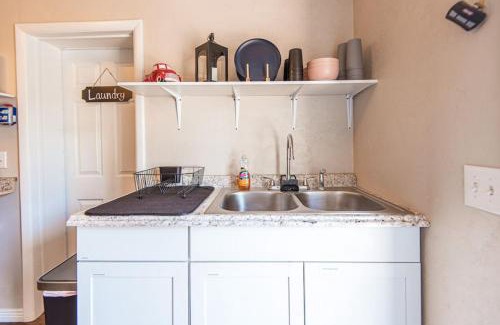 Ogden House | Sweet Retreat 1BR Apt Perfect For Ski Trips
