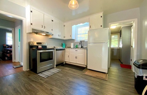 Wilson House | Sweet Retreat at Thel's Place