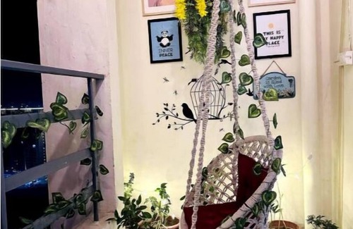 Greater Noida Apartment | Sweet Retreat By Buddies Home