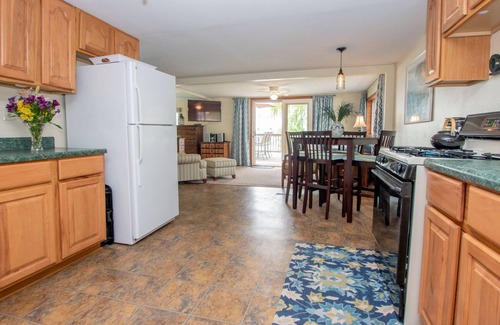 Cayuga Cottage | Sweet Retreat: "Family Cottage with Great Views!"