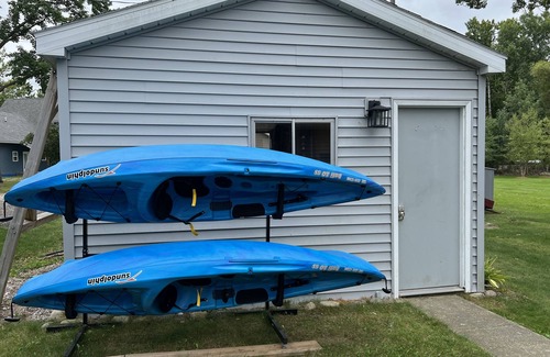 Long Lake House | Sweet Retreat, Located on 500 acre all sports Long Lake in Hale, Michigan