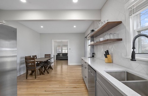 Grandville House | Sweet retreat minutes from Grand Rapids