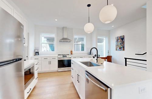 Downtown House | Sweet Retreat on the Square