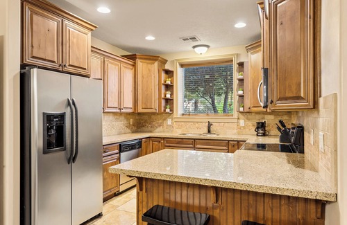 St. George Condo | Sweet Retreat | Rest & Relax Near National Parks