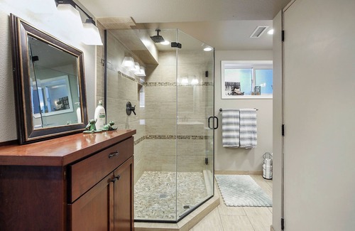 Lewiston House | Sweet Retreat - Retreat to a backyard oasis! Perfect for family fun!!