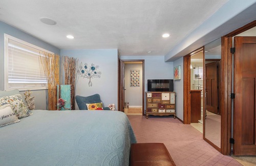 Lewiston House | Sweet Retreat - Retreat to a backyard oasis! Perfect for family fun!!