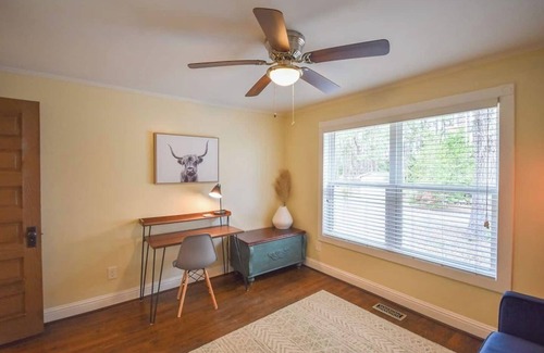 Southern Pines House | Sweet Retreat w/Fire Pit, Near Downtown & Golf