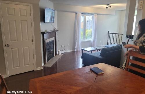 Cardinal Creek House | Sweet room