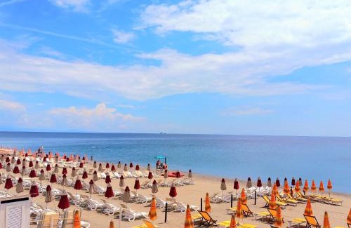 Savona Apartment | Sweet Sea View