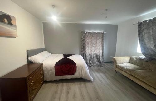 Ashton-under-Lyne Bed & Breakfast | Sweet Sensation 11