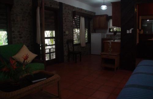 Negroman Cabin | Sweet Songs Jungle Lodge