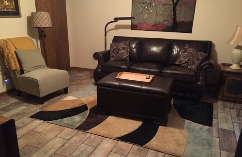 Henderson House | Sweet Suite