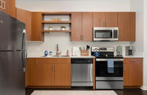 Traverse City Apartment | Sweet Tart Spot - Cozy TC Condo - Pet Friendly