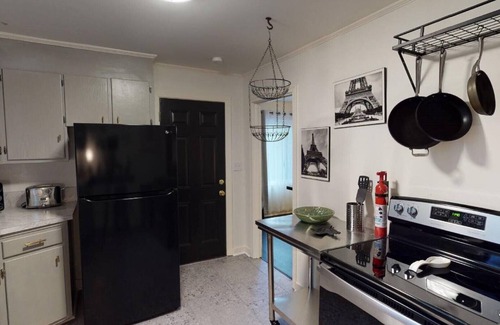 Aiken House | Sweet Tea Cottage- Aiken Downtown Location