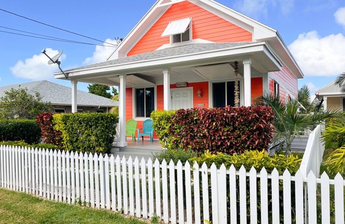 Spanish Wells House | Sweet Ting Cottage - Newly Renovated