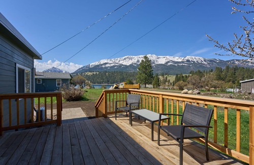 Joseph House | Sweet Wallowa Lake cabin at the Wahluna Terrace Retreat