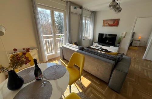 Zagreb Apartment | Sweet yellow