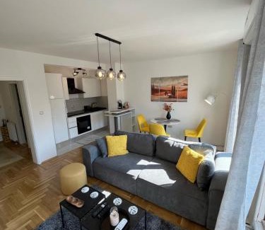 Zagreb Apartment | Sweet yellow