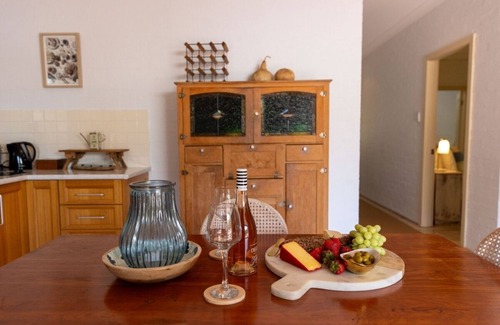 Pokolbin House | Sweetacres - Billabong Cottage
