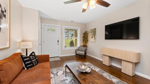 Asheville House | Sweetgum Sycamore by AvantStay 6 Min to Downtown