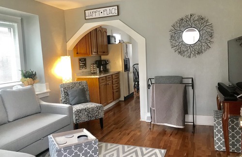 Loveland House | Sweetheart City Guest House - Loveland Colorado (entire home + fenced backyard)