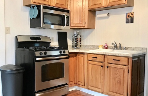 Loveland House | Sweetheart City Guest House - Loveland Colorado (entire home + fenced backyard)