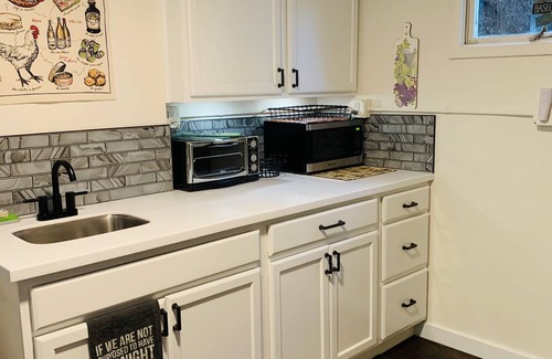 Loveland Apartment | Sweetheart City Inn! Clean/Private, centrally located, free parking, pets ok