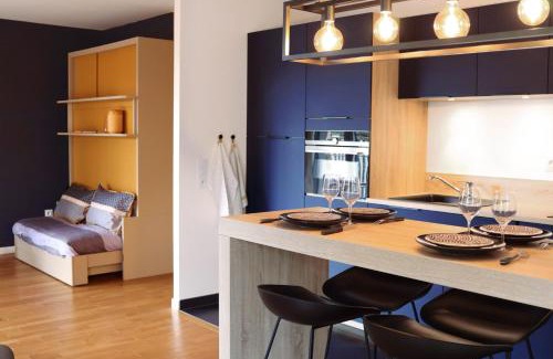 Chantiers Apartment | SweetHomeVersailles 10mn walk from Palace