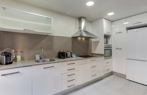 Hostafrancs Apartment | Sweett | Callao I - Three Bedroom Apartment, Sleeps 7