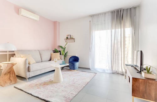 Hostafrancs Apartment | Sweett | Callao V - Two Bedroom Apartment, Sleeps 4