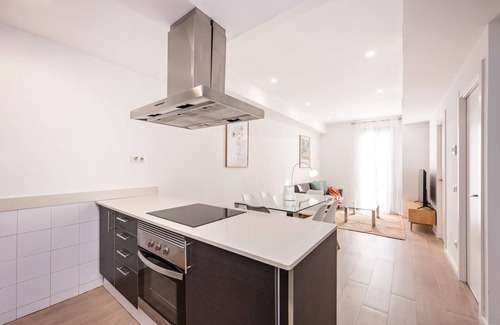 Gothic Quarter Apartment | Sweett | Harmony Central 501