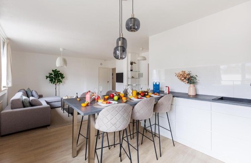 Wijk van de Squares Apartment | Sweett - Michel Ange