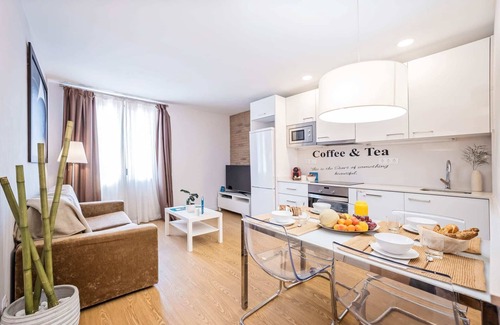 Sant Antoni Apartment | Sweett | Villarroel 432