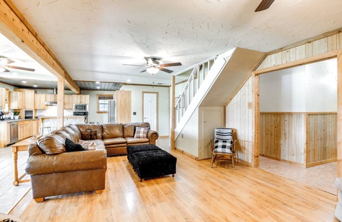 Sweetwater House | Sweetwater Lake House w/Covered Patio!