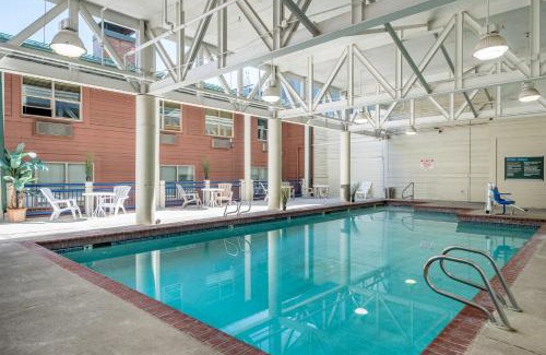 North Park City Hotel | Sweetwater Lift Lodge
