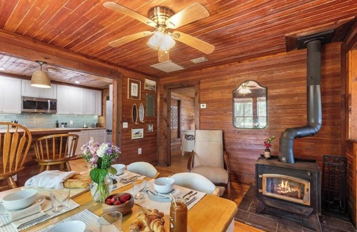 Fort White House | Sweetwater on the Range - New Reno Farm Getaway
