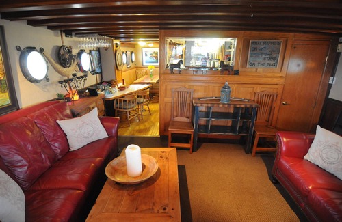 Port Alberni Boat Rental | Swept Away Inn