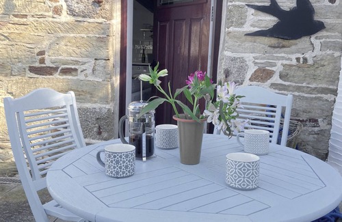 Lower Trengale Cottage | Swift Cottage
