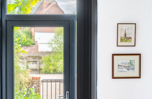 Norwich House | Swift Host Wensum View Sleeps 8 Parking River View