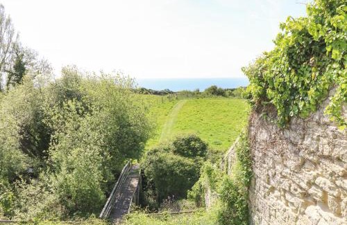 Ventnor House | Swifts