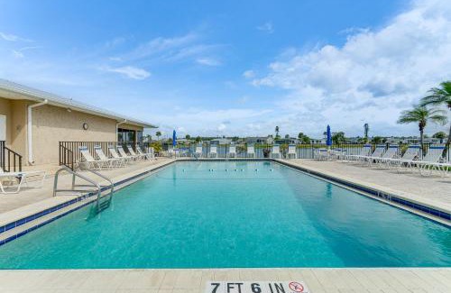 Diplomat House | Swim, Golf and Relax Family Gem in North Fort Myers