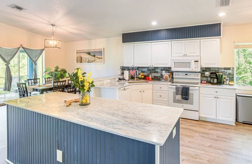 Rotonda Heights House | Swim, Golf & Hike: Family Home in Rotonda West!