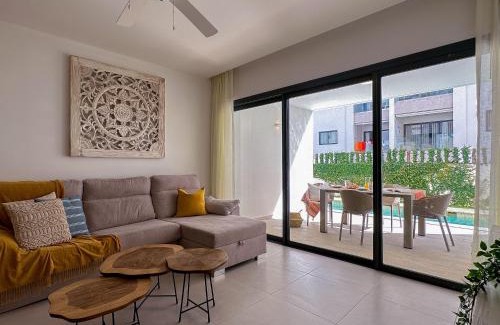El Cortecito Apartment | Swim up pool new apartment in Los Corales, PGA 101
