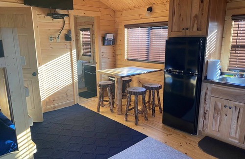 Scottsboro Cabin | SWIMBAIT CABIN